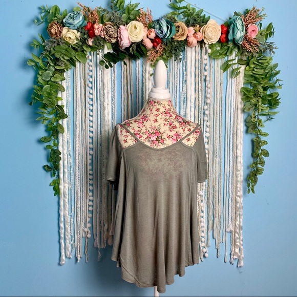 Free People We The Free Strappy Flowy Tee Medium - Picture 2 of 5